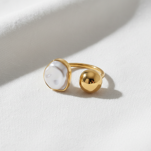 Celeste Pearl Ring on White Linen