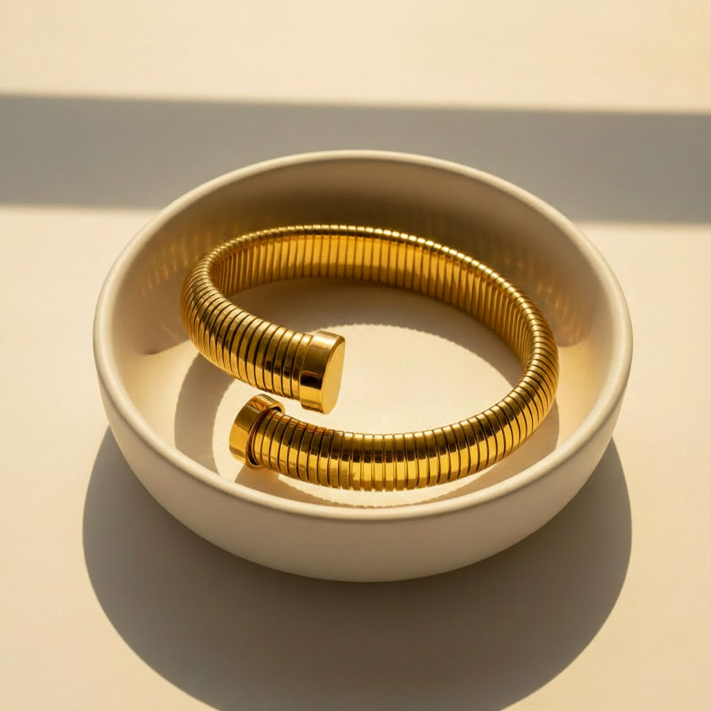 Ribbed Bold Bangle – Large Ceramic Dish Golden Hour
